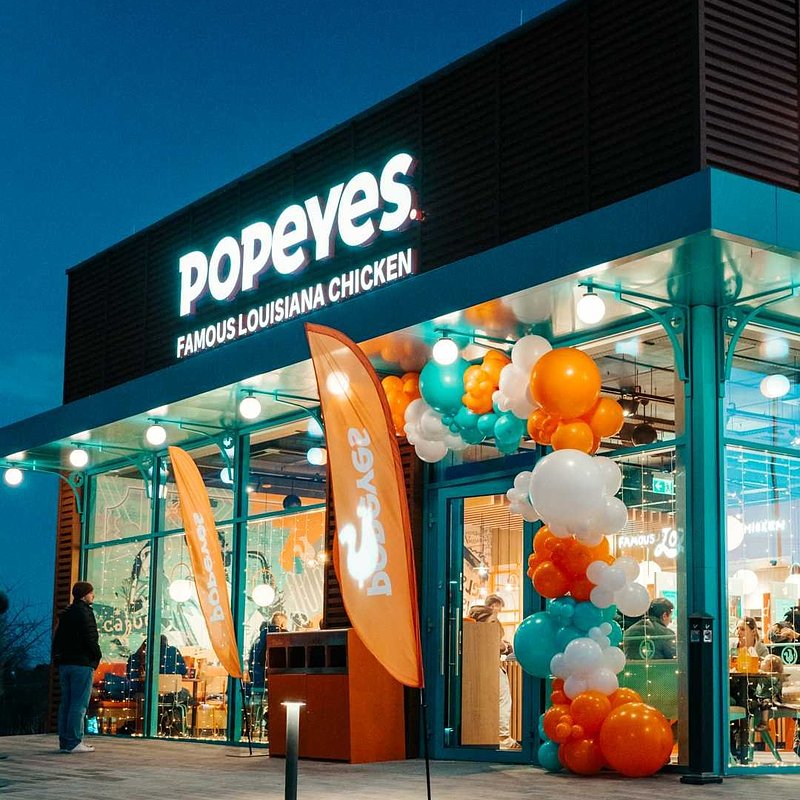 Popeyes Drive Thru.jpg