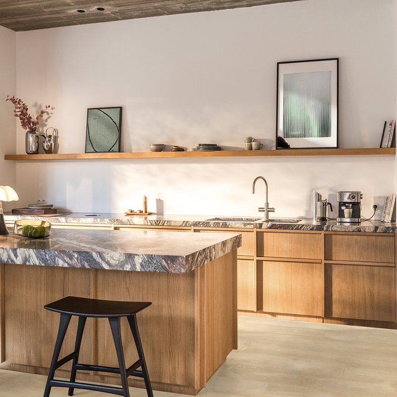 AVMPBU41259_Interior003_kit.jpg