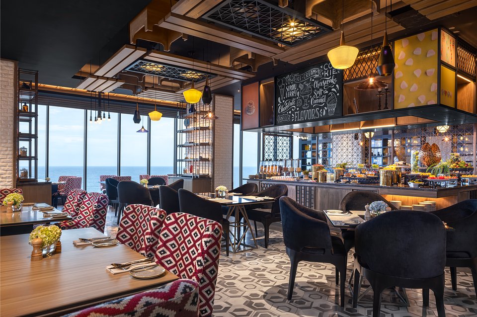 Amari Colombo Sri Lanka - All Day Dining - Ocean View 1.jpg