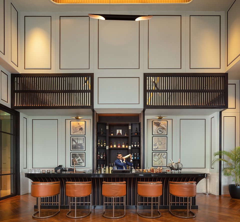 Amari Colombo Sri Lanka - The Chancellor - Bar.jpg