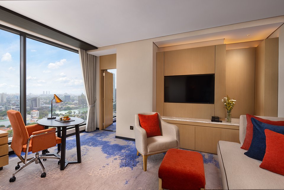 Amari Colombo Sri Lanka - Executive Suite Ocean View - Living Room.jpg