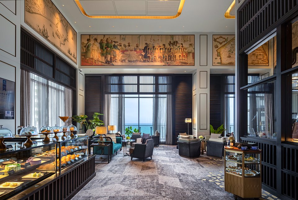 Amari Colombo Sri Lanka - The Mira Lounge 2.jpg