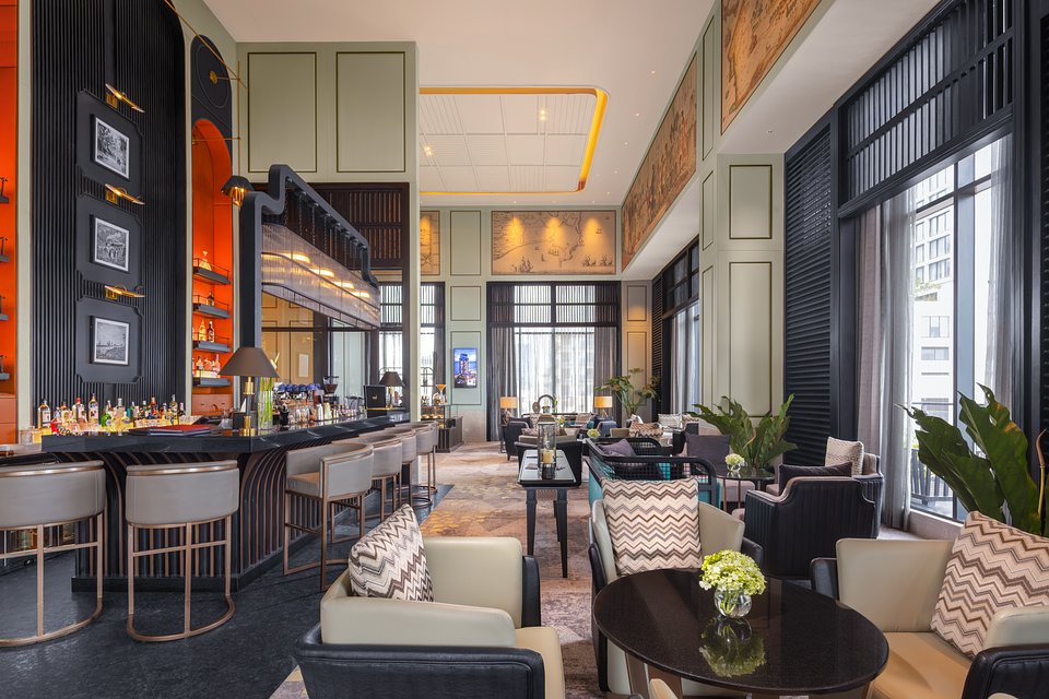 Amari Colombo Sri Lanka - The Mira Lounge 3.jpg