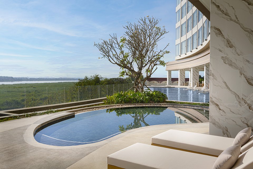 Amari Vientiane - Pool - Paronamic View.jpeg
