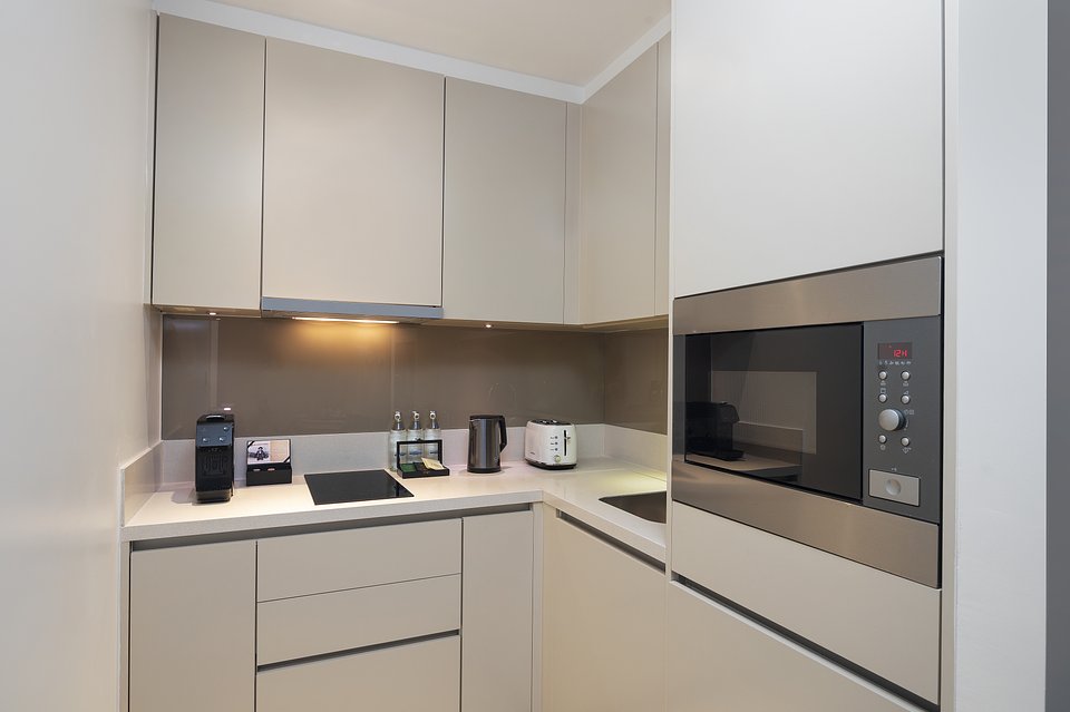 Oriental Residence Bangkok-Junior Suite Prestige-Pantry.JPG