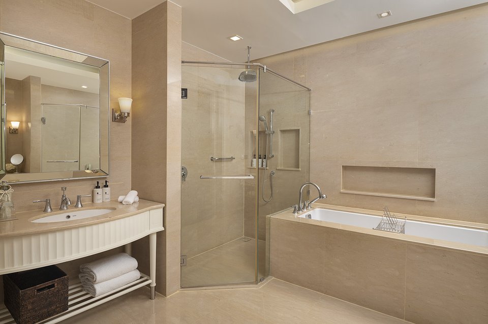 Oriental Residence Bangkok-One Bedroom Prestige-Bathroom 2.JPG