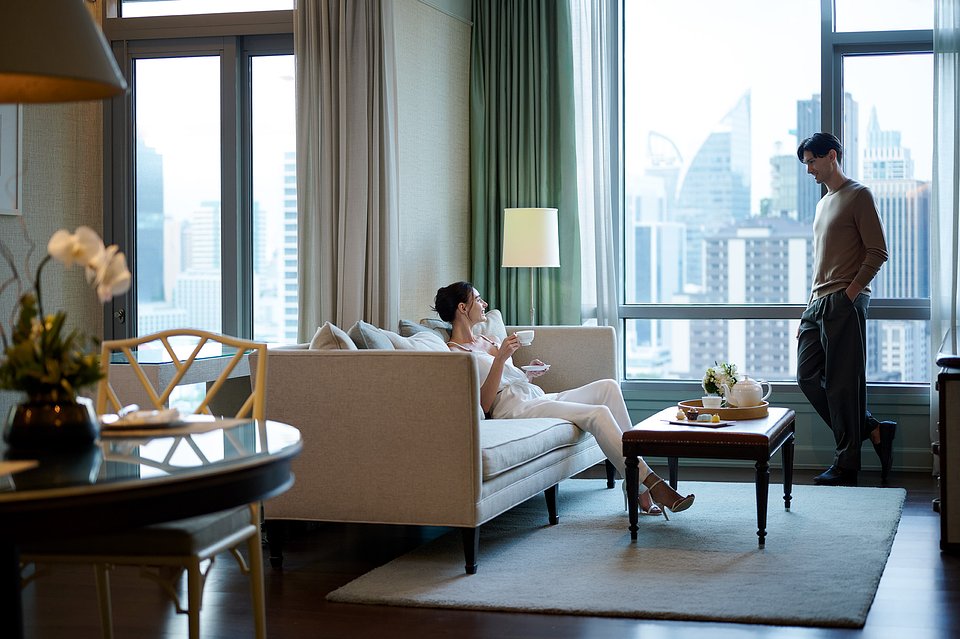 Oriental Residence Bangkok-Accommodation-Two Bedroom Suite-Lifestyle 4.jpg