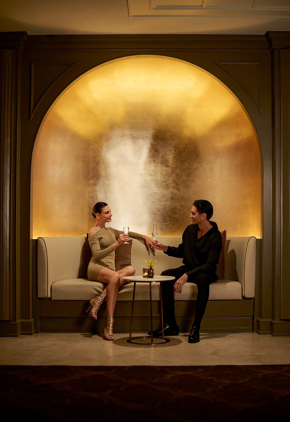 Oriental Residence Bangkok-Dining-Oriental Bar-Lifestyle 3.jpg