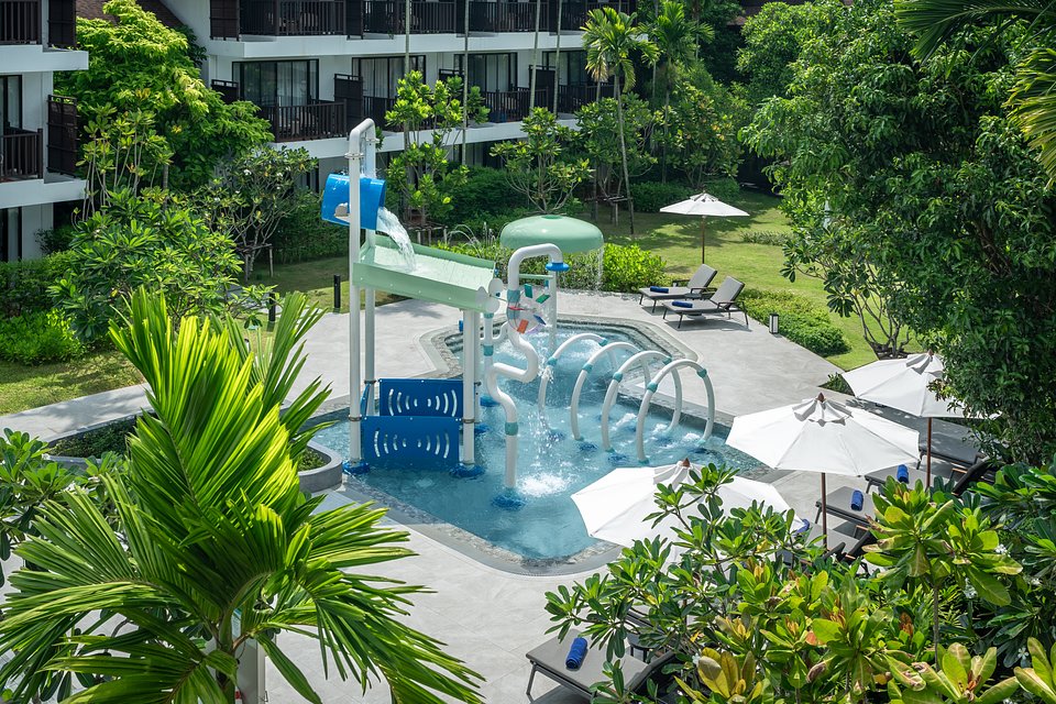 Amari Koh Samui - Aqua Toys - Garden Wing Pool (8).jpg