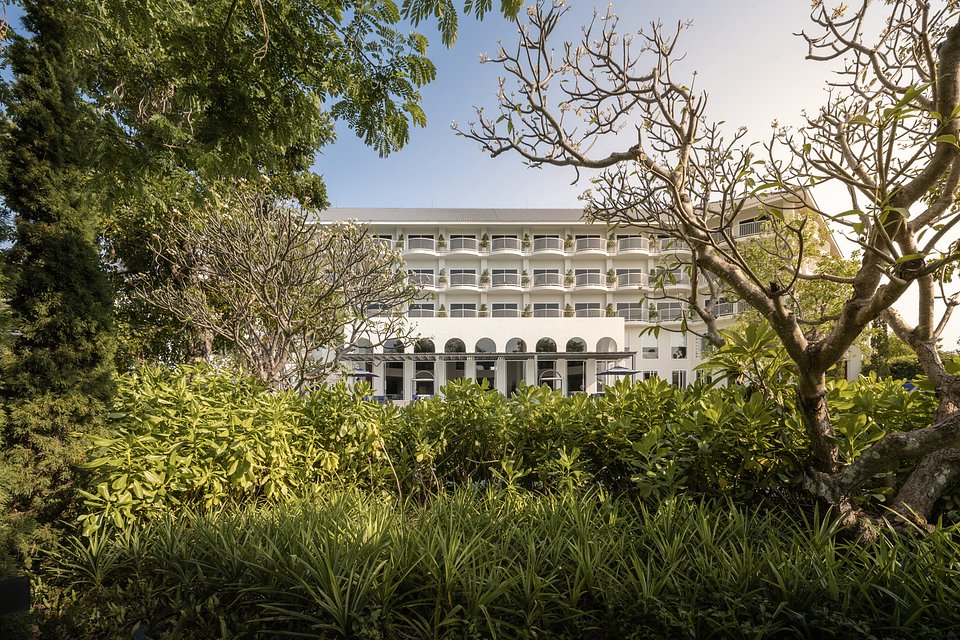 Cross Pattaya Pratamnak_Exterior-5.jpg