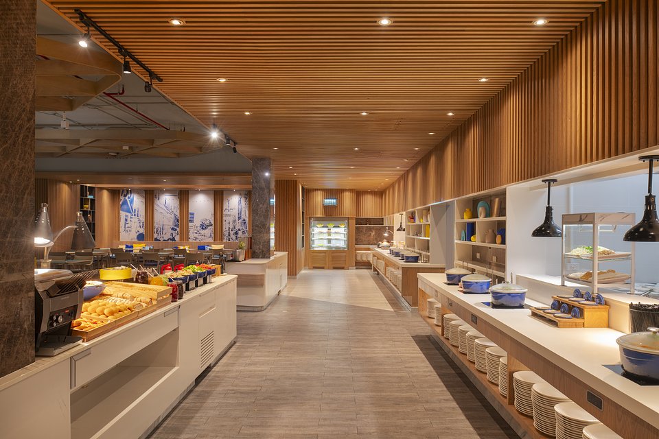 26_EAT_Breakfast-Buffet (1).JPG