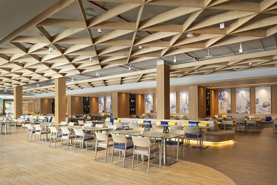 28_EAT_Interior_Design_Seating_Area (1).JPG