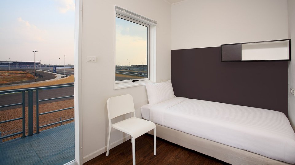 bricbox-classic-room_view-day.jpg