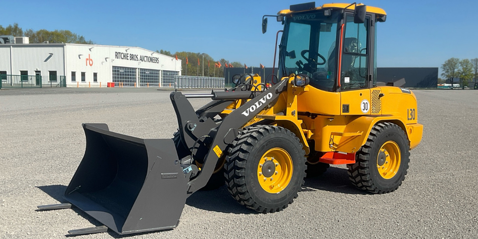Einer von dreien radlader Volvo L30HS (2026)