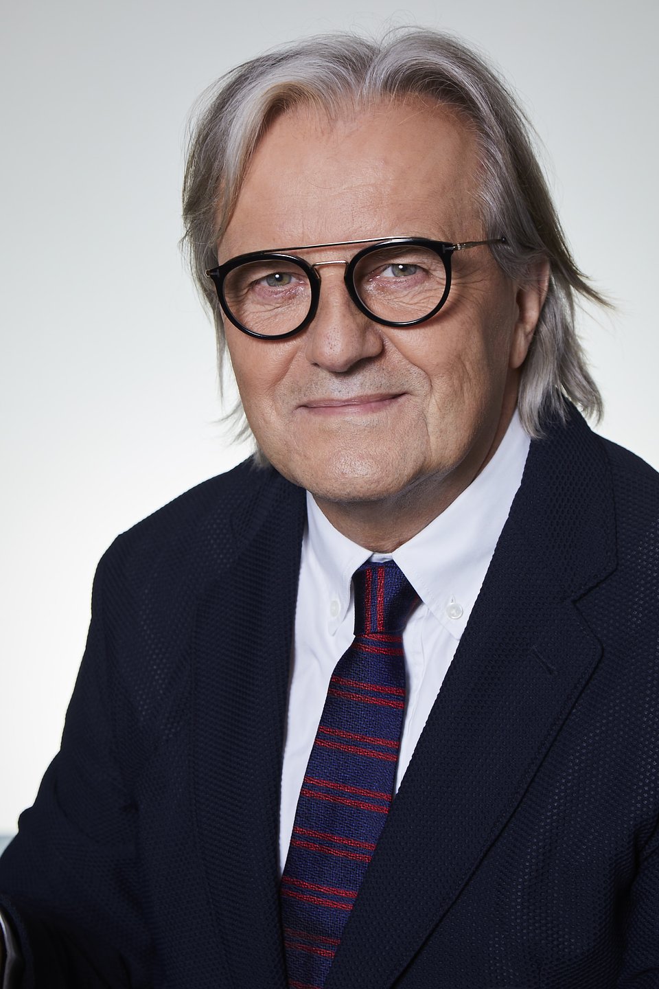 dr n. med. Marek Filipek, urolog ze Szpitala Carolina.