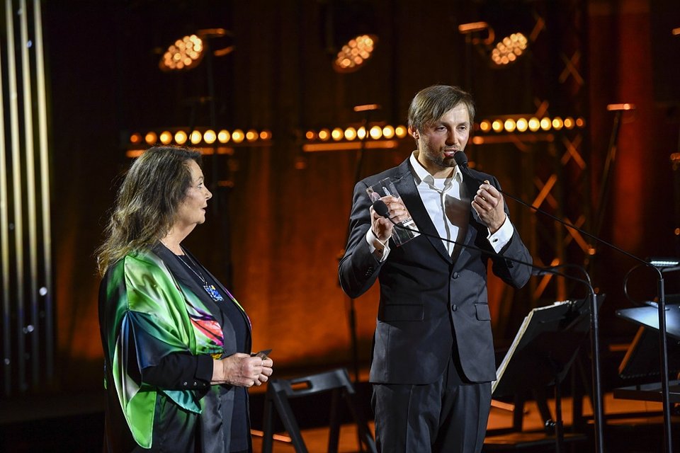 Od lewej: Anna Dymna i Andrzej Bargiel, fot. Bartłomiej Szopa / AKPA