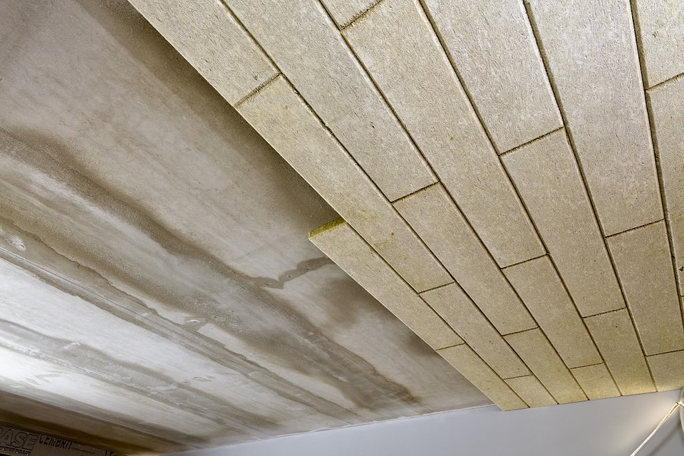 izolacja-stropu-betonowego (6).jpg