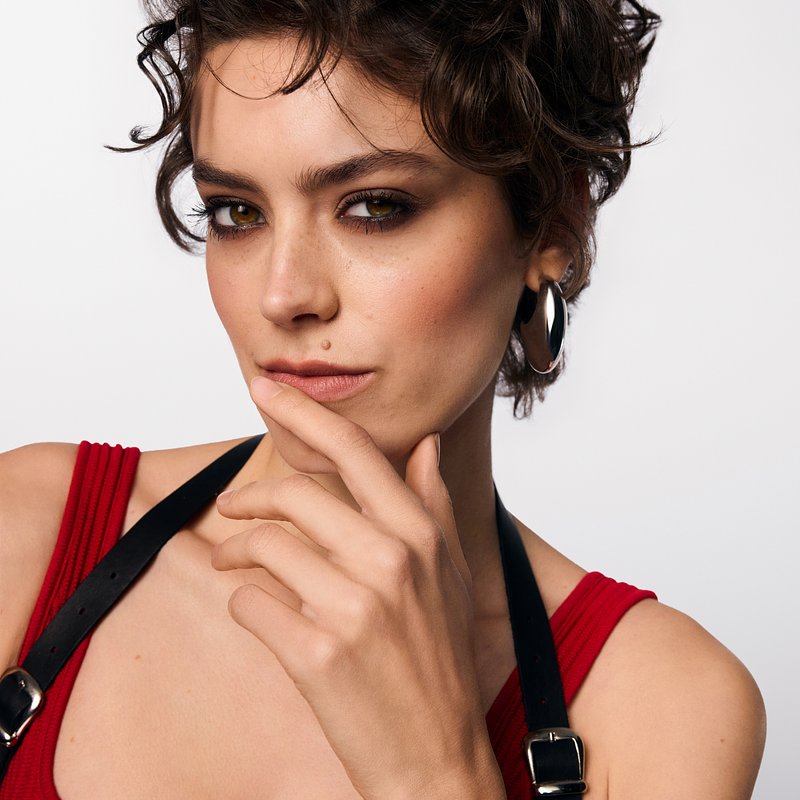 MESSY UPDO- MAIN.jpg