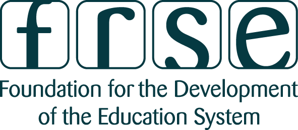ENG FRSE logo KOLOR.png