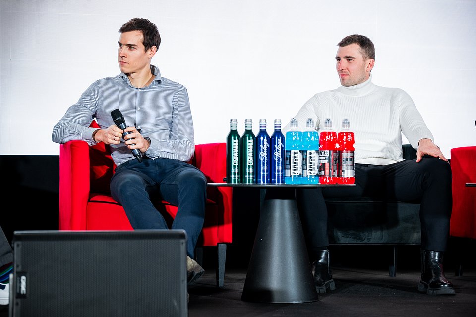 Kacper Stępniak i Robert Wilkowiecki - triathloniści, uczestnicy zawodów cyklu IRONMAN / Fot. Bartek Syta / Sport Evolution