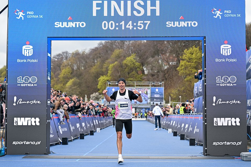 Arkadiusz Gardzielewski - zwycięzca PKO Gdynia 5K / Fort.: Łukasz Recki / Sport Evolution