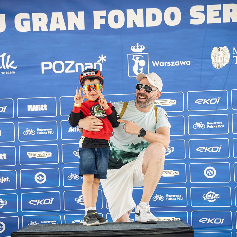 2TM09631.jpg