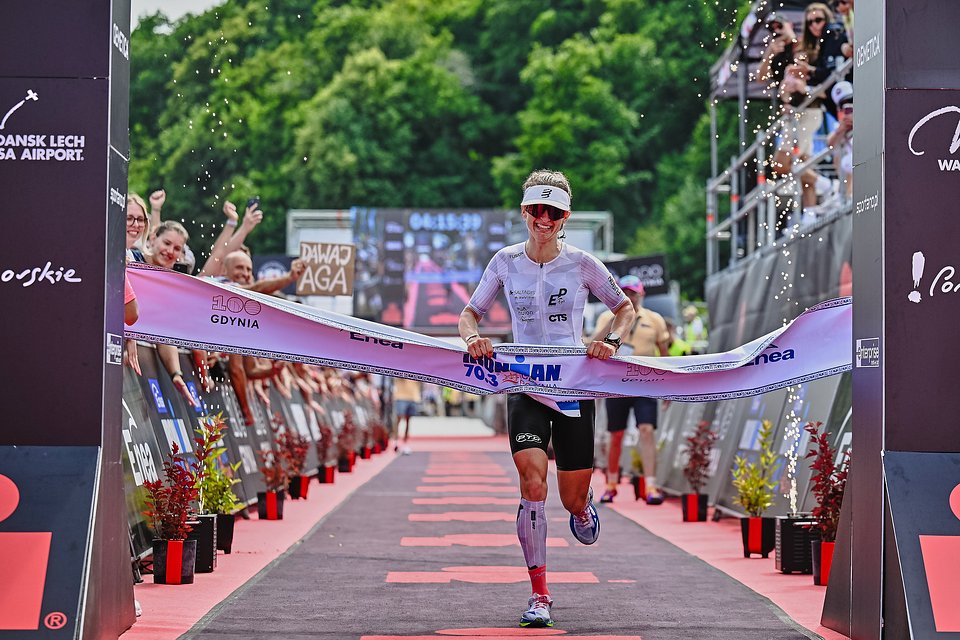 Agnieszka Gadomska - zwyciężczyni Enea IRONMAN 70.3 Gdynia w kategorii kobiet / Fot.: Przemek Świderski / Sport Evolution