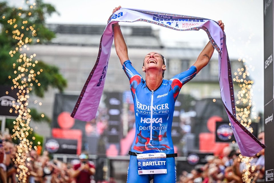 Nikki Bartlett - zwyciężczyni Enea ​IRONMAN 70.3 Kraków w kategorii kobiet  / Fot.: Bartłomiej Zborowski / Sport Evolution