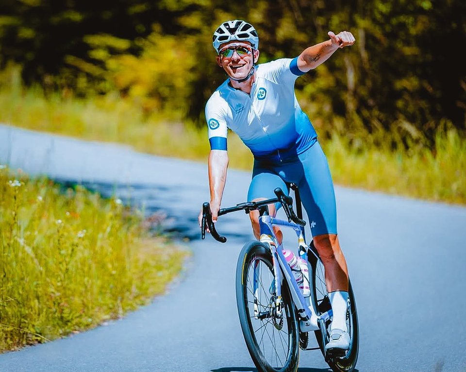 Rafał Majka - jeden z najlepszych polskich kolarzy szosowych, ambasador akcji Rowerowa Polska PZU / Fot.: https://www.facebook.com/rafalmajkaofficial/photos