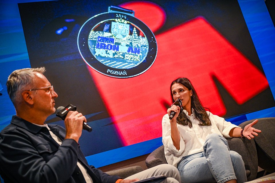 Jacek Kurowski i Berenika Ratajczak - rzeczniczka prasowa Enei / Fot.: Bartek Zborowski / Sport Evolution