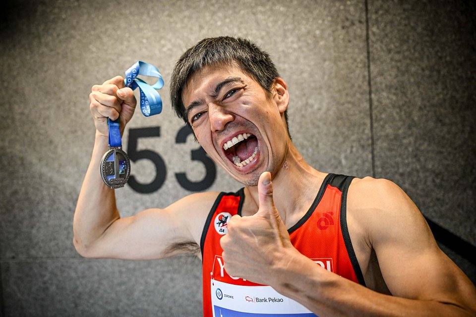 Japończyk Ryoji Watanabe podczas biegu w 2024 roku / fot. Sport Evolution