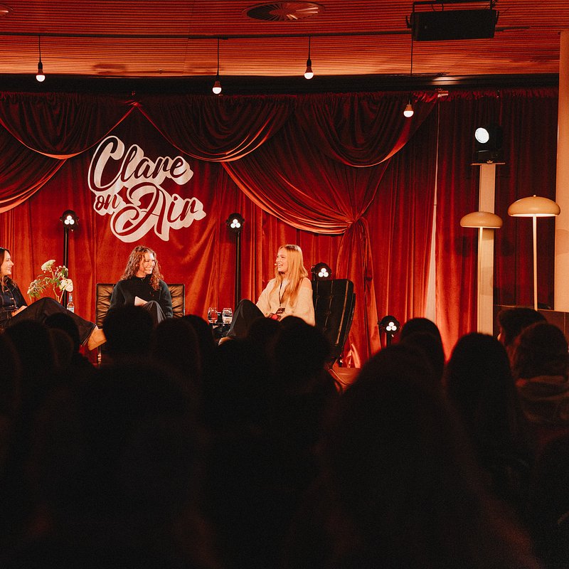Clare on Air (c) Philipp Gladsome (1).jpg