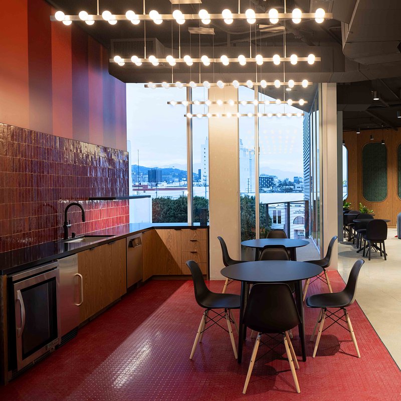 Spotify LA Creator Studio 5.jpg