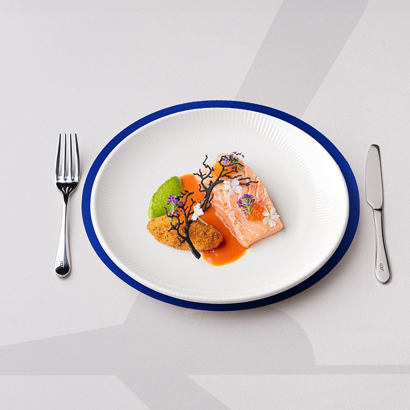 danie1_ Salmon with a croquette stuffed with shrimp, courgette and roast pepper sauce.jpg