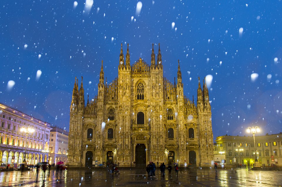 Materiały prasowe PLL LOT