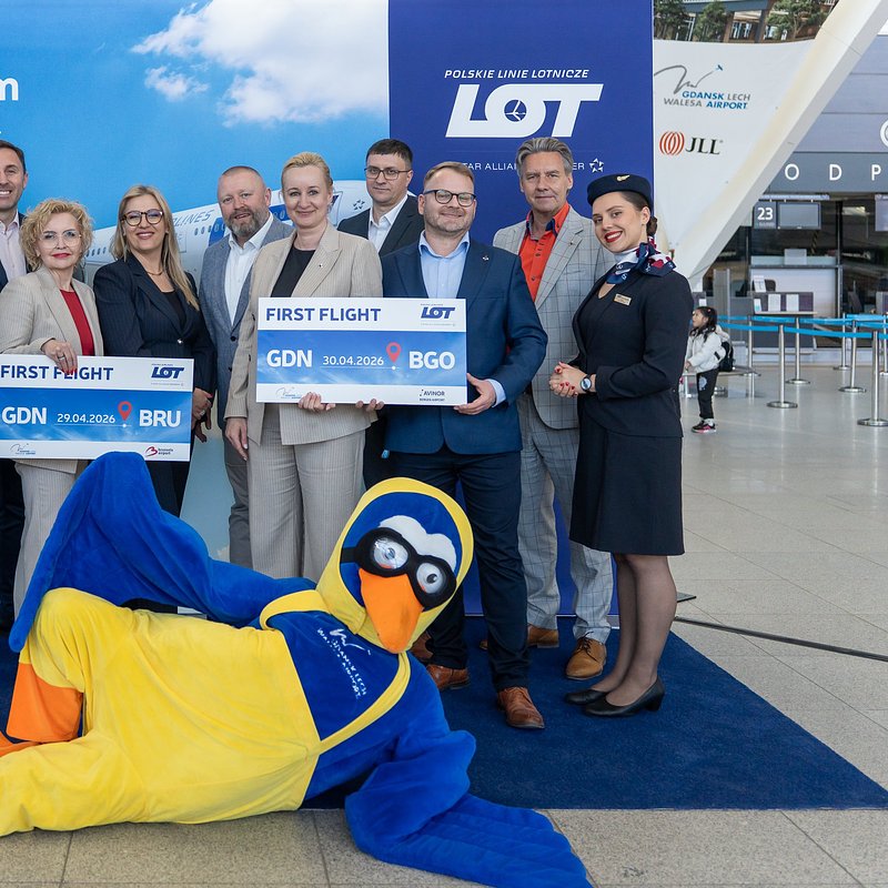 Inauguracja połączeń z Gdańska.jpg