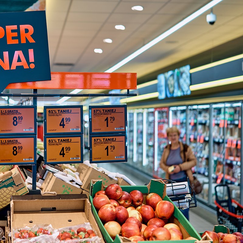 Biedronka_elektroniczne cenówki.jpg