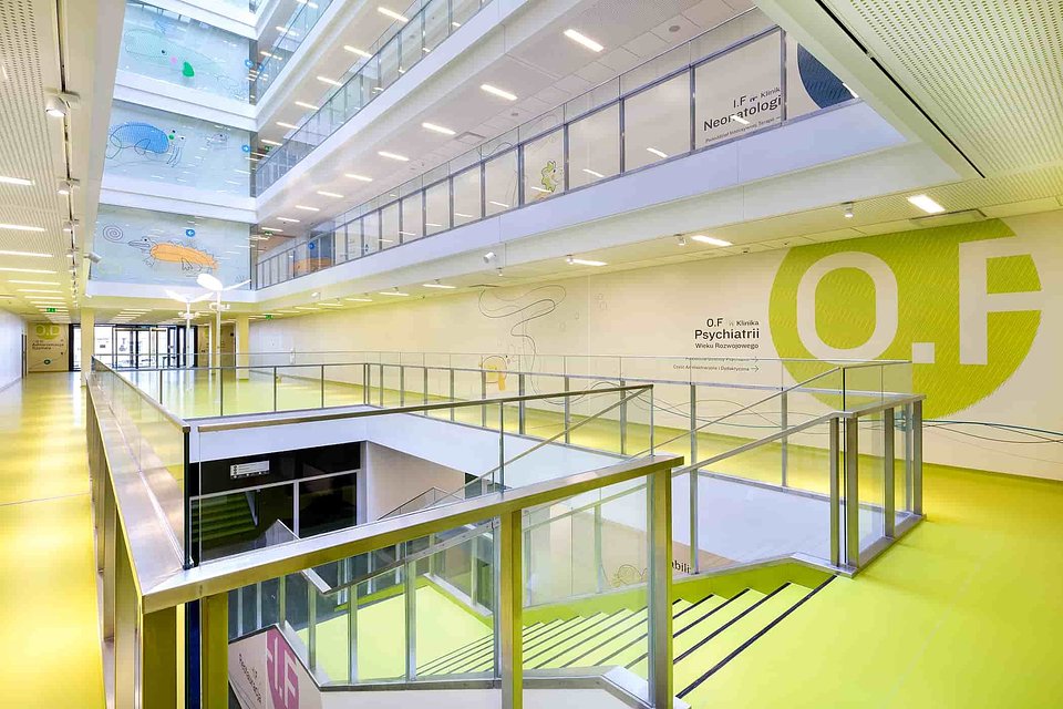 warszawa_Szpital Pediatryczny_fot Szymon_Polanski_knauf_ceiling_solutions2.jpg