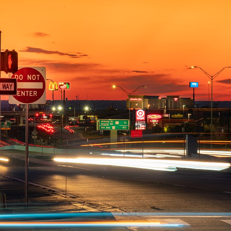 I35 at night.jpg