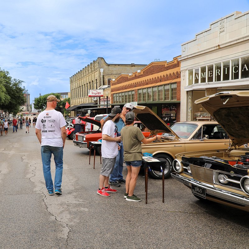 Temple Car Show.jpg