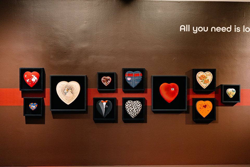 Chocolate Heart Packaging displayed in BITTERSWEET_ The Design of Chocolate_Photo by James Ly_Courtesy of MODA.jpg
