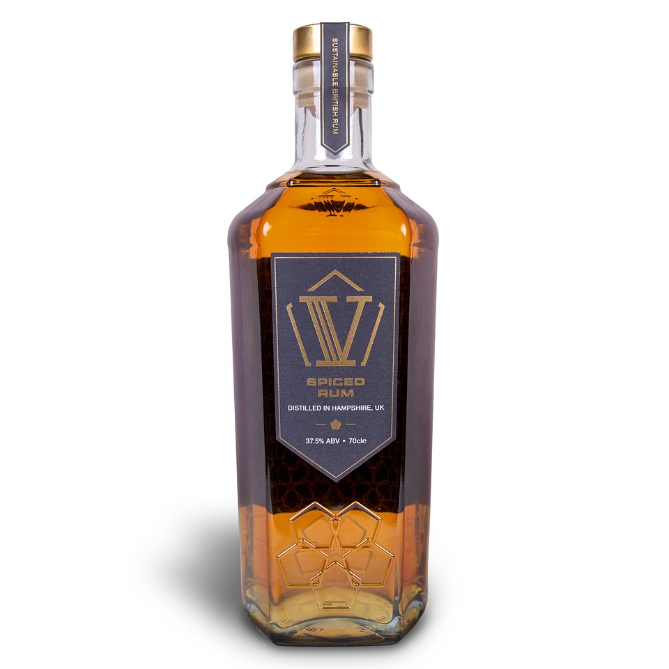 product-vrum-70cl-pentagonGlassBottle-spiced-front_01.jpg