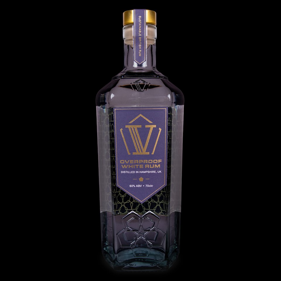 product-vrum-70cl-pentagonGlassBottle-overproof-front_02.jpg
