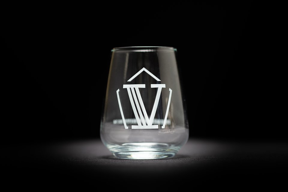 product-vrum-glass-tumbler_01.jpg