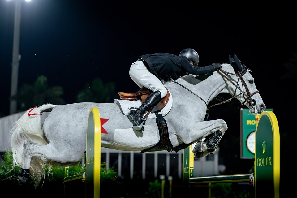 Kent Farrington 3 Rolex US Equestrian Grand Prix ©️Rolex Series website.jpg