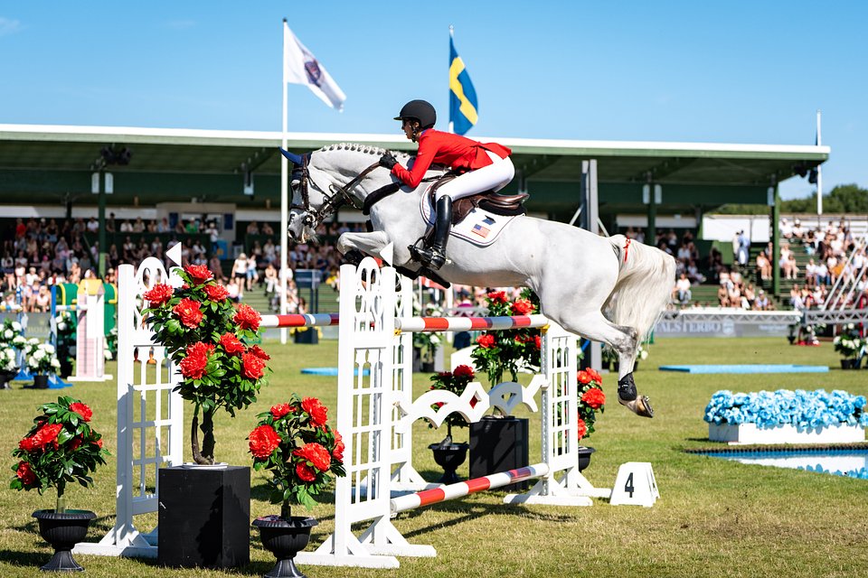 Q2_2ème Charlotte Jacobs-©Rolex Series.jpg