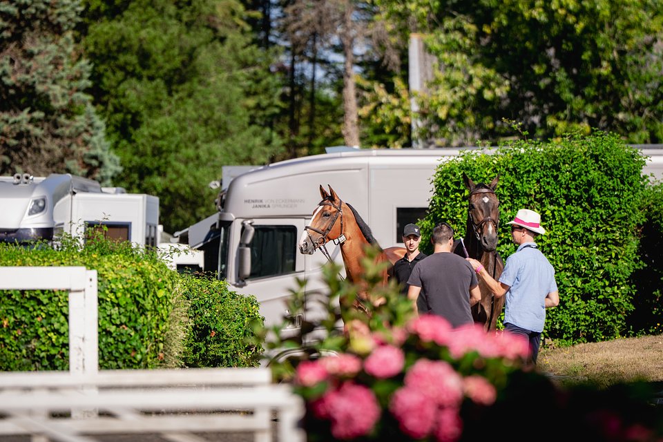 Day1_VetCheck ©ROLEX SERIES.jpg