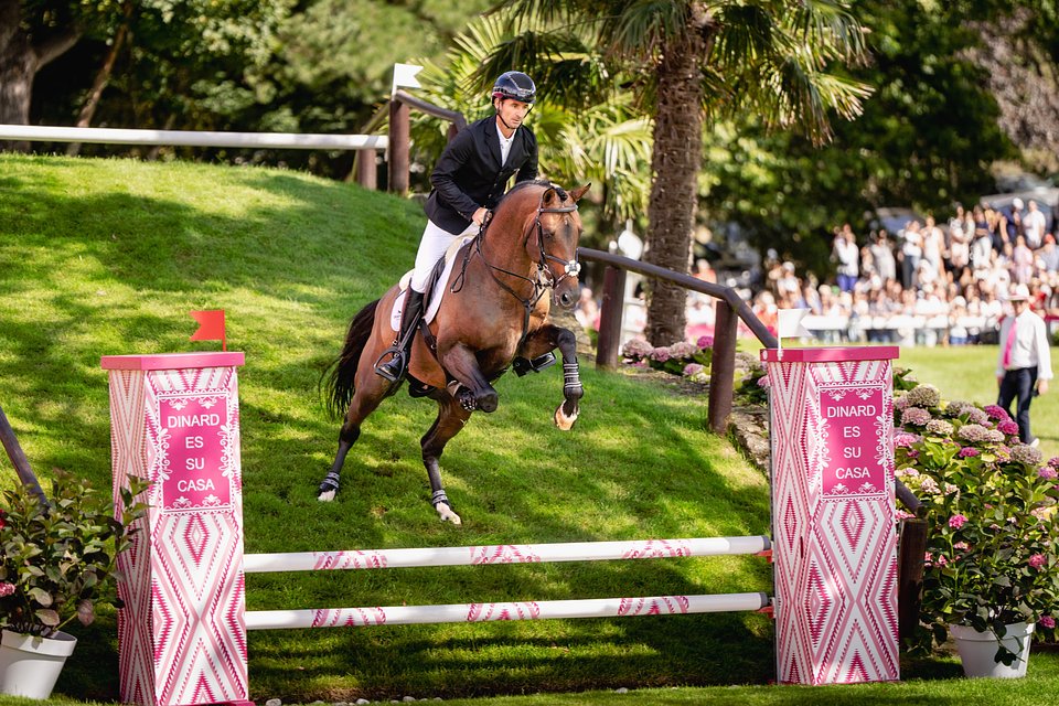DERBY_SteveGUERDAT-Winner©ROLEX SERIES.jpg