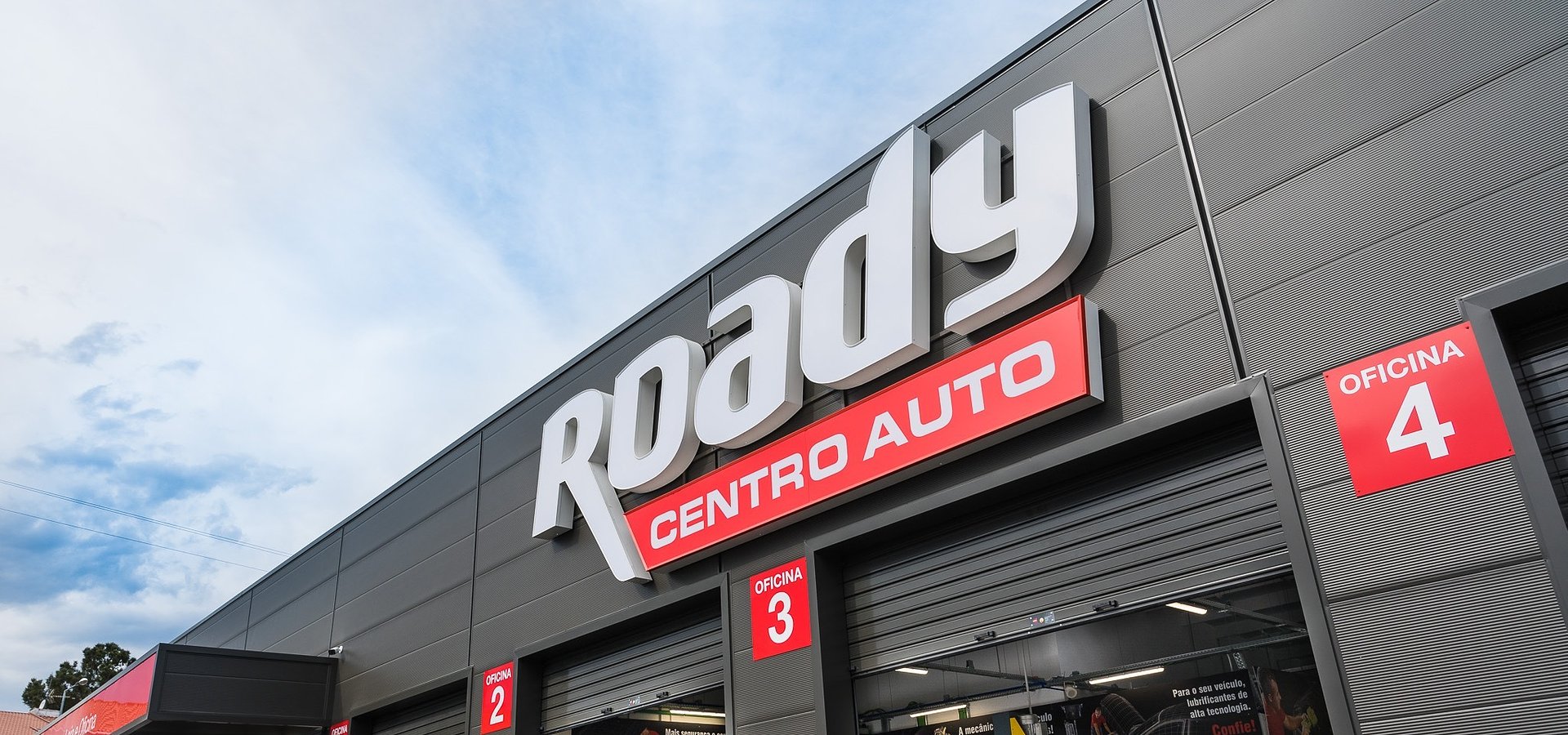 Saia da garagem em segurança com Roady e aproveite a Feira dos Pneus com descontos imperdíveis
