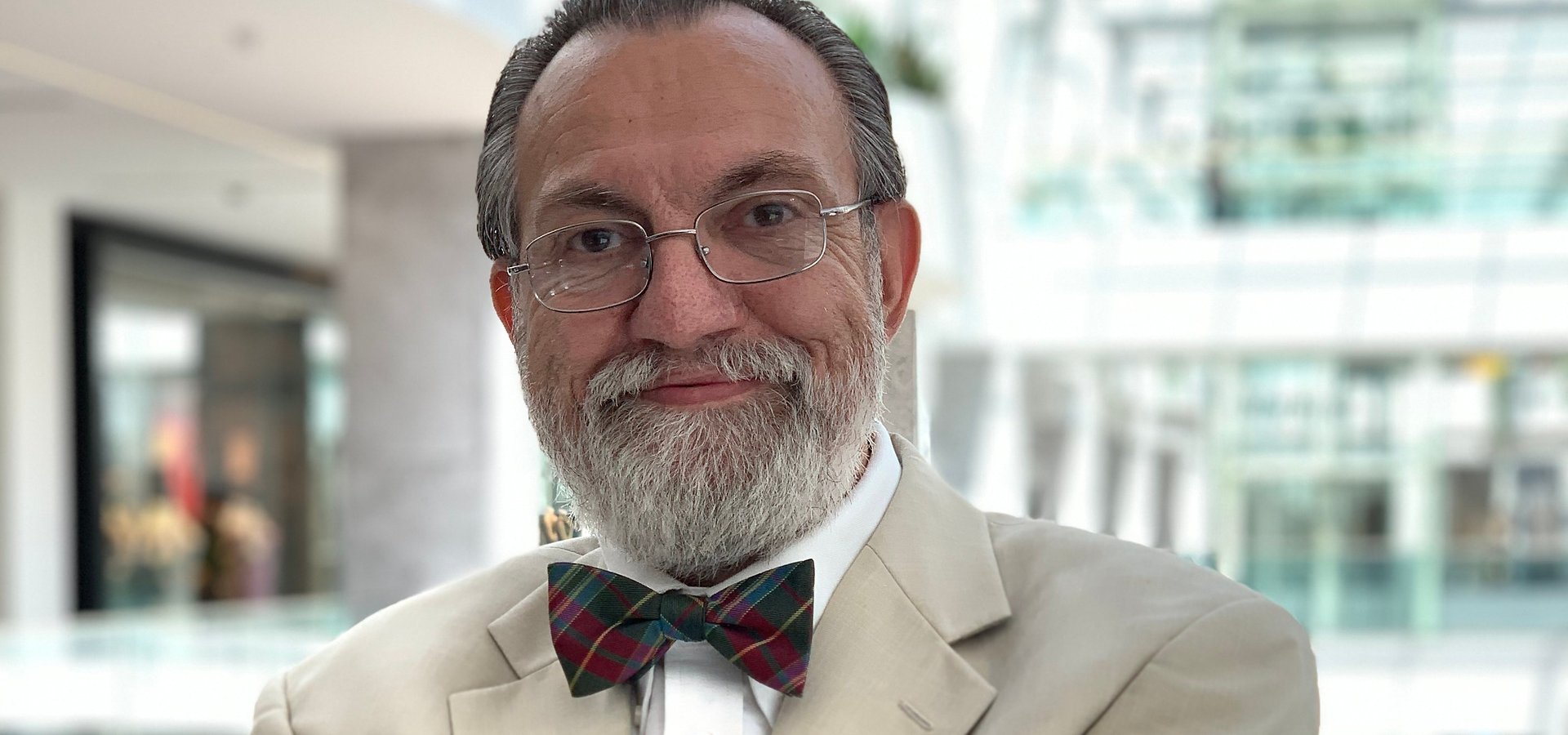 Johnny Evans Affiliates with the Tucson/Foothills Office of Coldwell Banker Realty